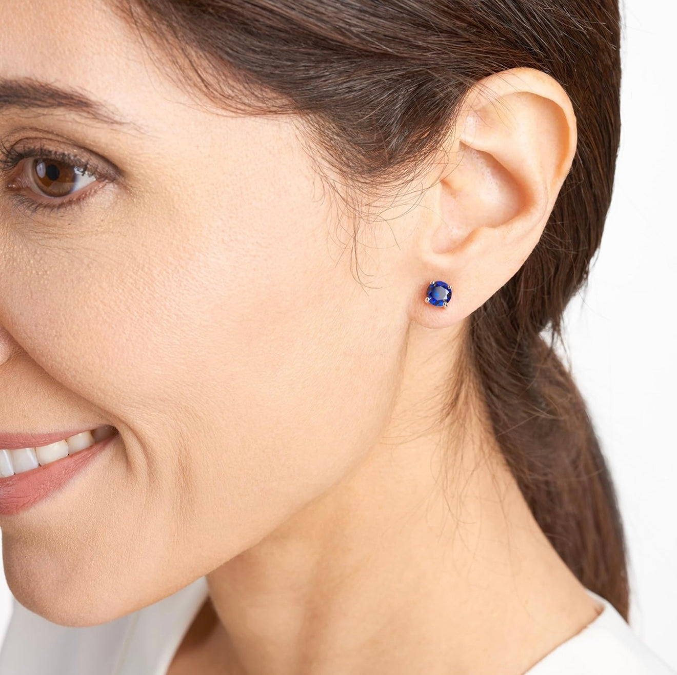 Ceylon Sapphire Stud Earrings 925 Silver Plated